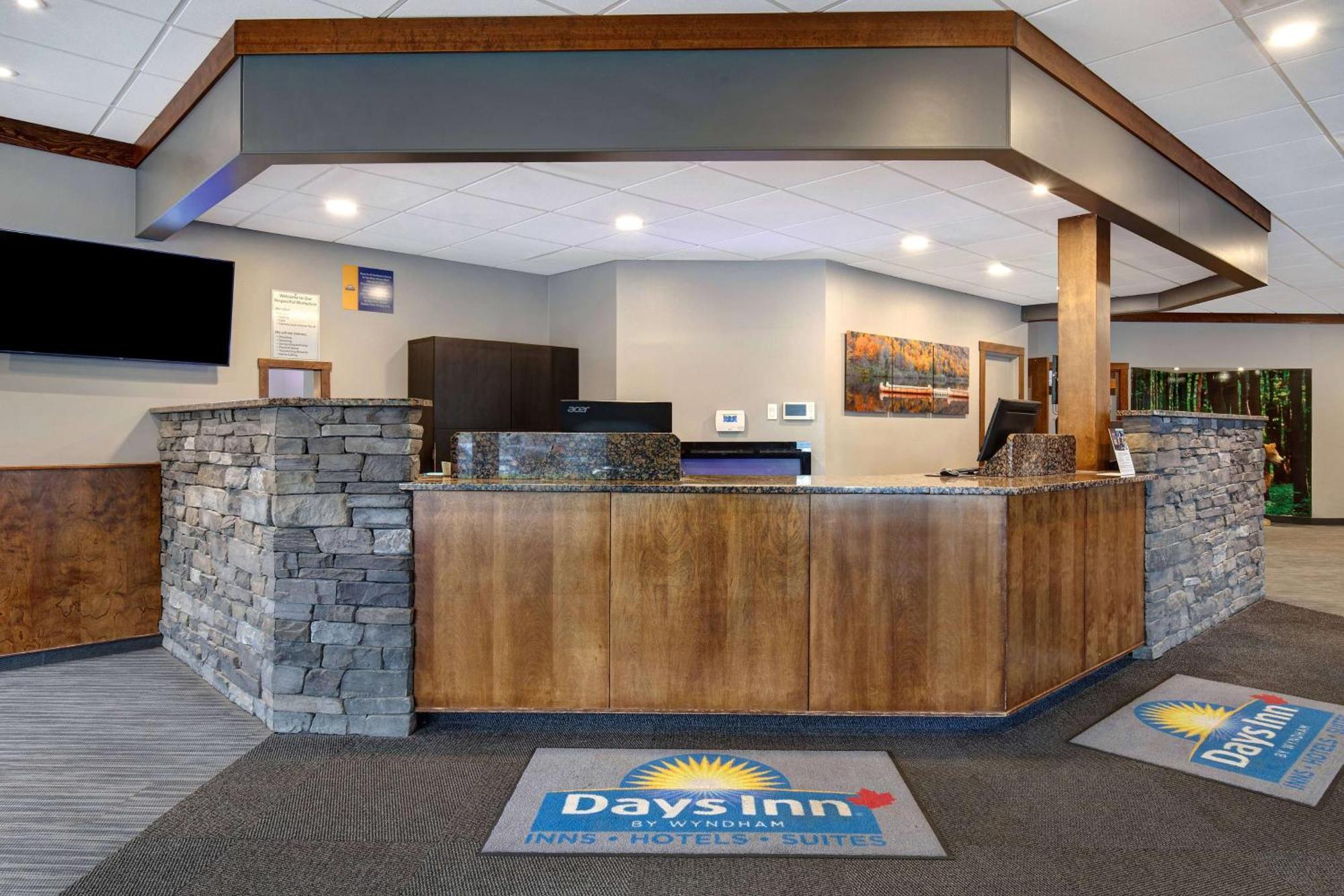 Days Inn & Conference Centre By Wyndham Prince Albert Extérieur photo